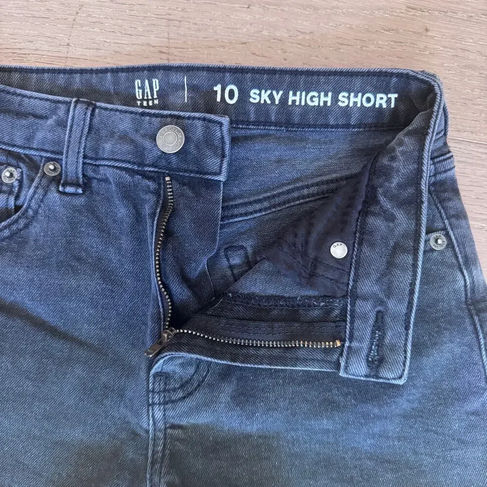 Gap Teen Sky High Denim Shorts in Black Wash size 10
